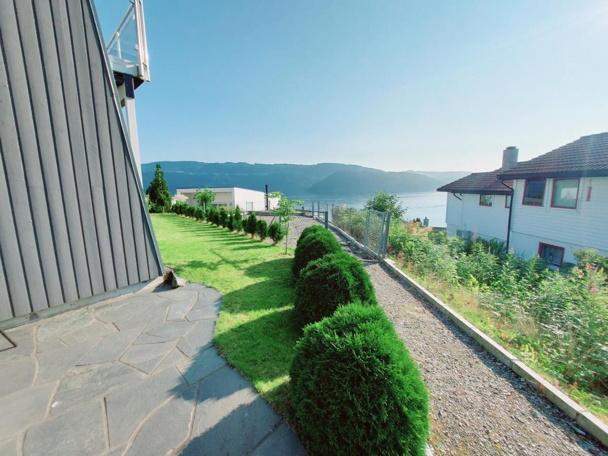 Bjornestrand Fjordside View Bergen Exterior foto